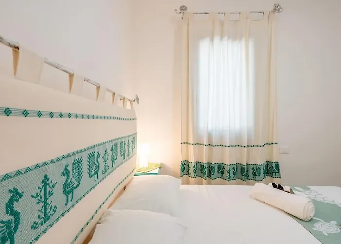 In Stile Smeraldino, A 1 Minuto Dalla *
