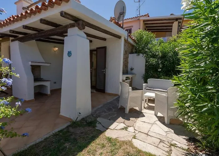 Villa In Stile Smeraldino, A 1 Minuto Dalla
