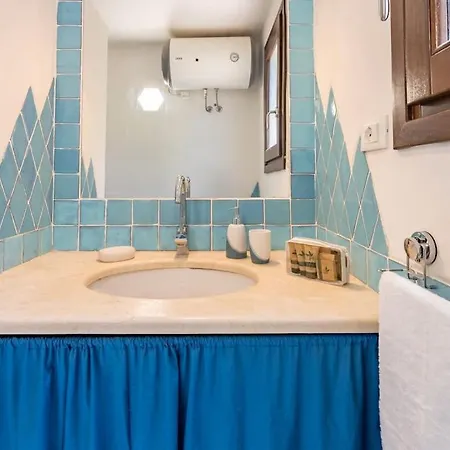 Villa In Stile Smeraldino, A 1 Minuto Dalla