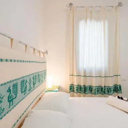 In Stile Smeraldino, A 1 Minuto Dalla *